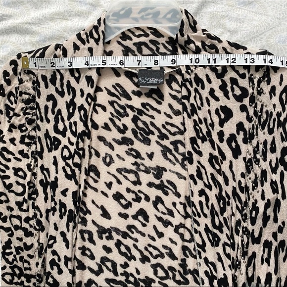 Daytrip leopard gradient cardigan, tan green - Picture 7 of 9